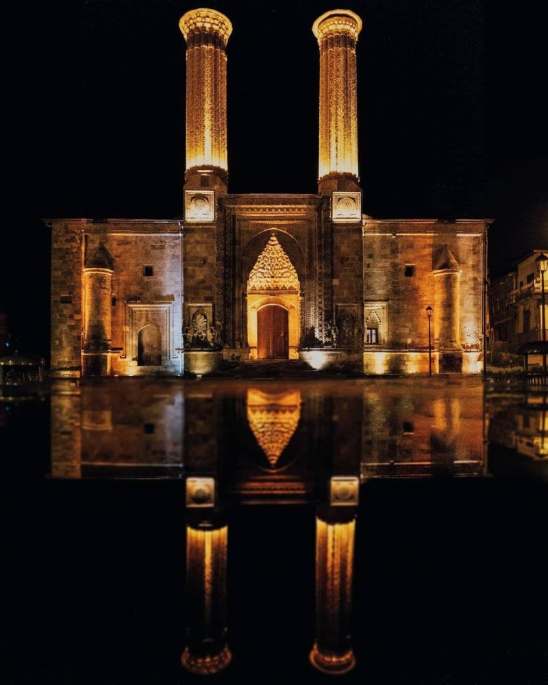 Çifte Minareli Medrese